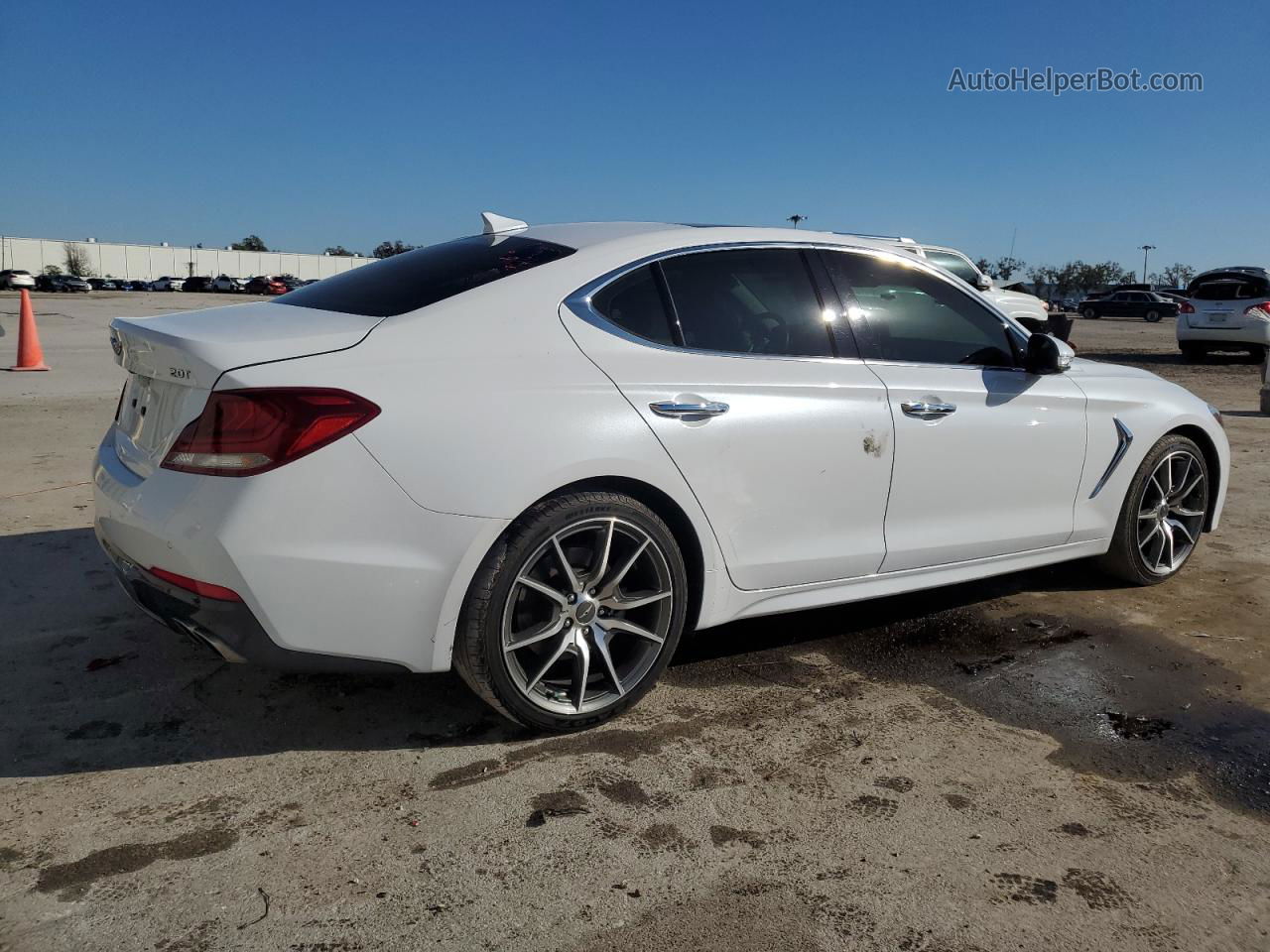 2019 Genesis G70 Prestige White vin: KMTG44LA5KU022443