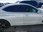 2022 Genesis G70 3.3t Rwd White vin: KMTG54TE7NU088531