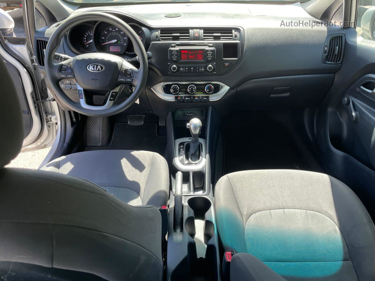 2014 Kia Rio Lx Серебряный vin: KNADM4A34E6342204