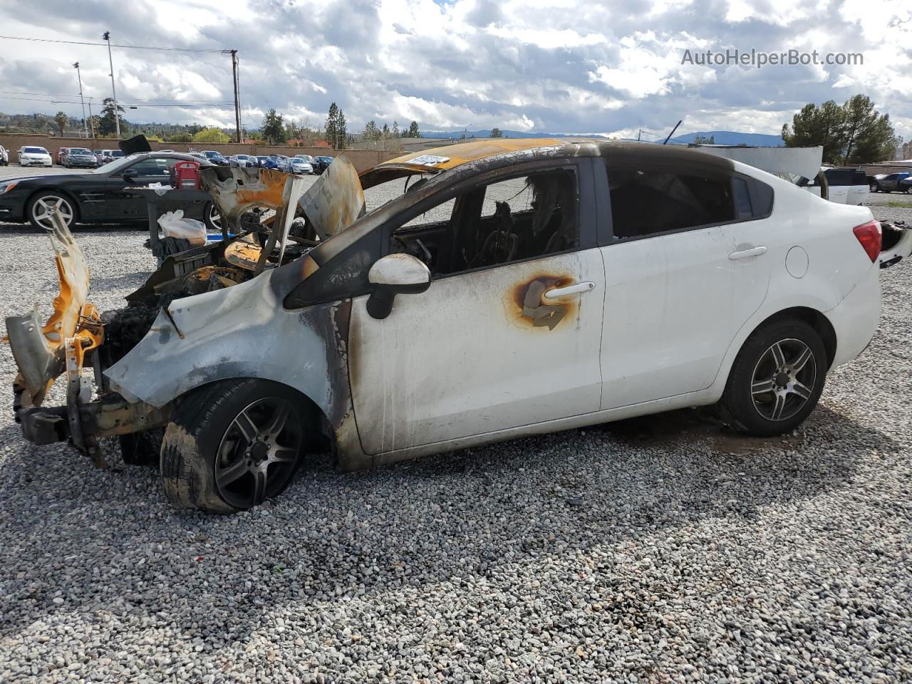 2014 Kia Rio Lx Burn vin: KNADM4A34E6343790