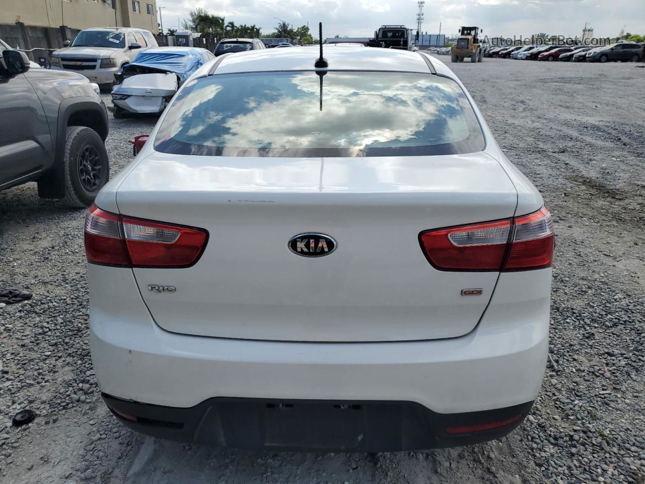 2014 Kia Rio Lx White vin: KNADM4A38E6341119