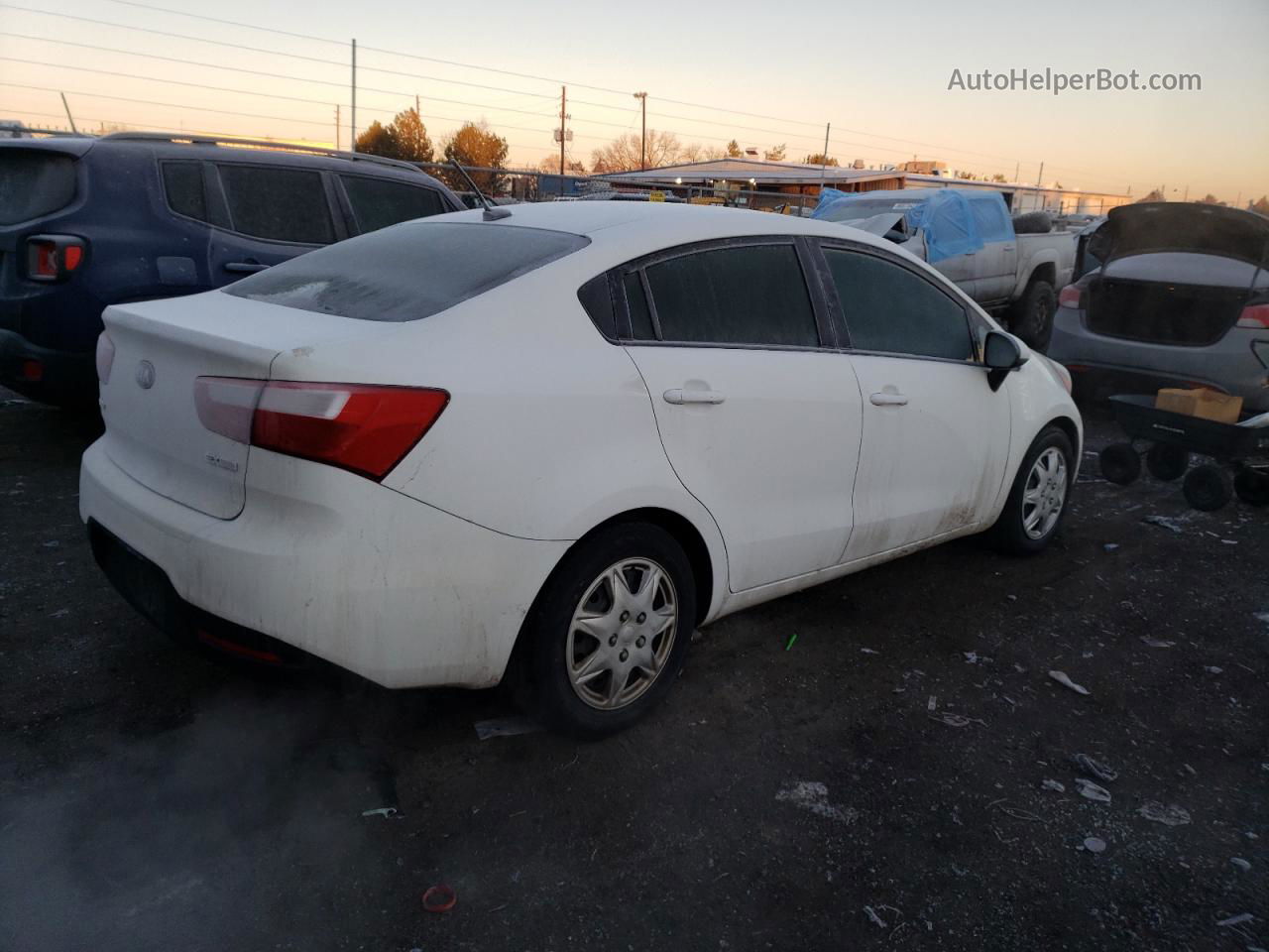 2014 Kia Rio Ex Белый vin: KNADN4A36E6360622