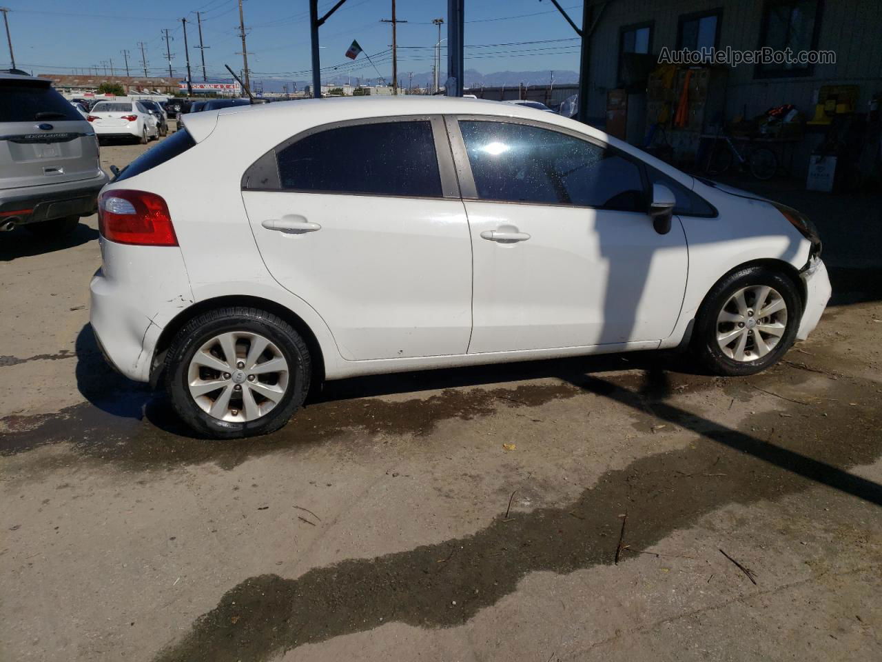 2014 Kia Rio Ex Белый vin: KNADN5A39E6372124