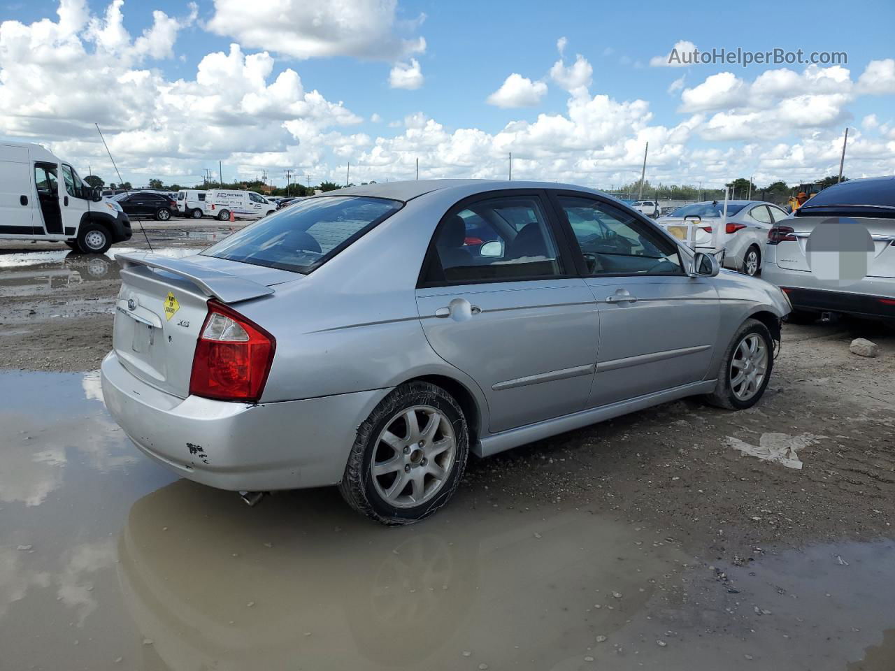 2006 Kia Spectra Lx Серебряный vin: KNAFE121065331368