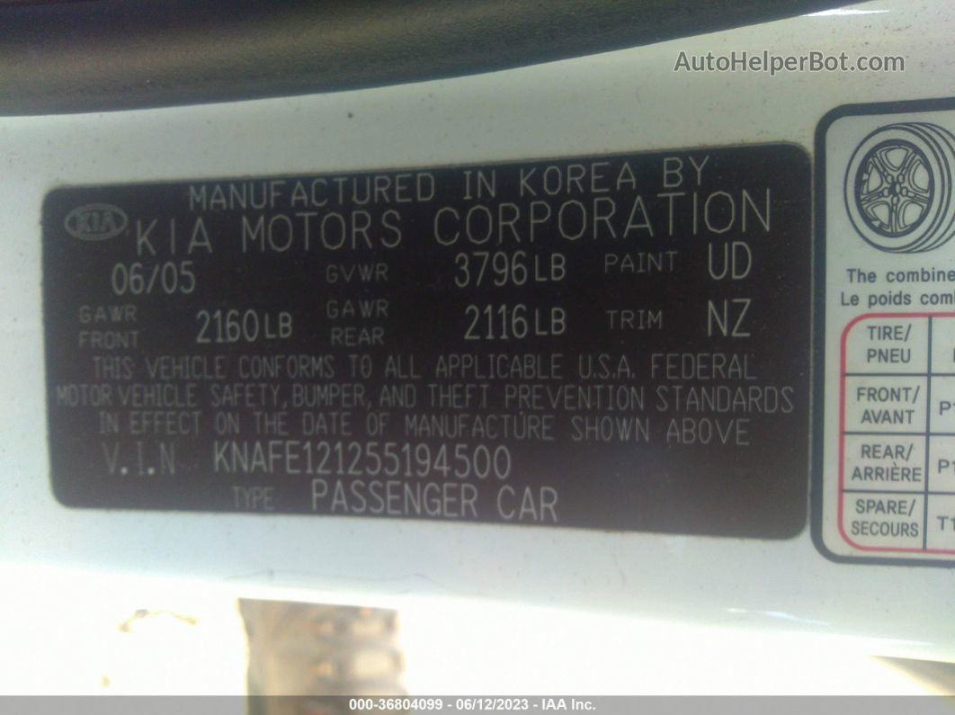 2005 Kia Spectra Lx/ex/sx White vin: KNAFE121255194500