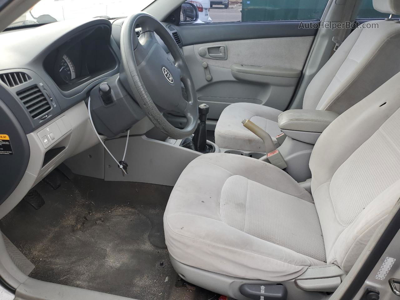 2007 Kia Spectra Ex Серебряный vin: KNAFE121275389550