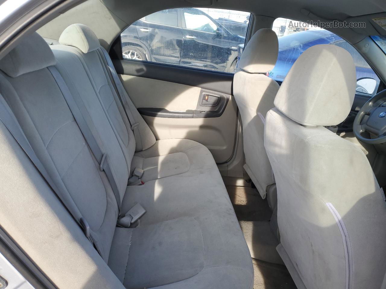 2005 Kia Spectra Lx Silver vin: KNAFE121355176992