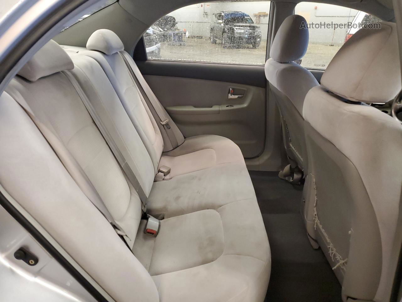 2007 Kia Spectra Ex Silver vin: KNAFE121675464766