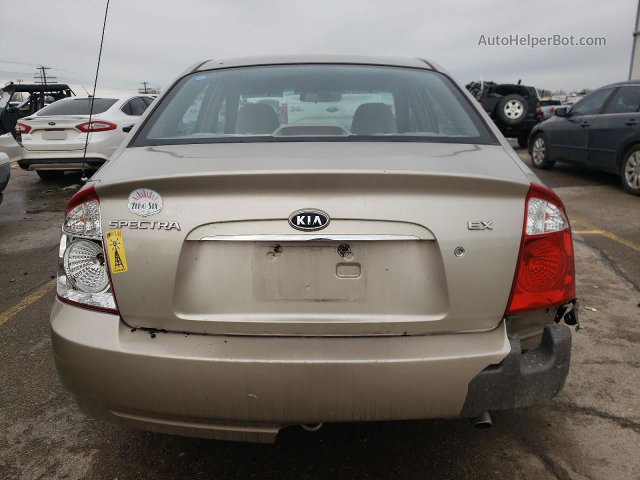 2006 Kia Spectra Lx Tan vin: KNAFE121765360446