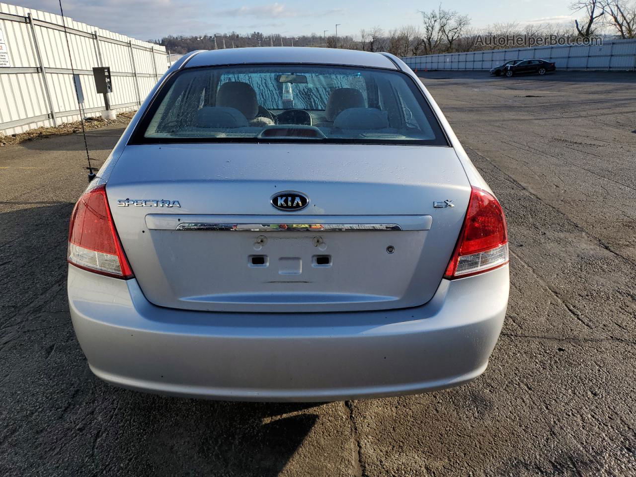 2007 Kia Spectra Ex Silver vin: KNAFE122275455412