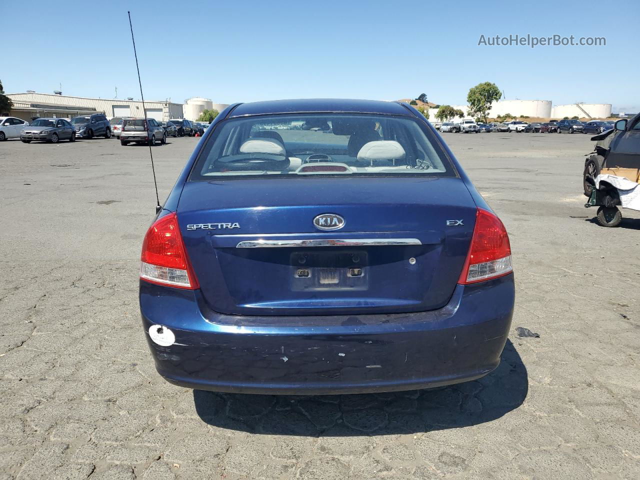 2007 Kia Spectra Ex Blue vin: KNAFE122475468078