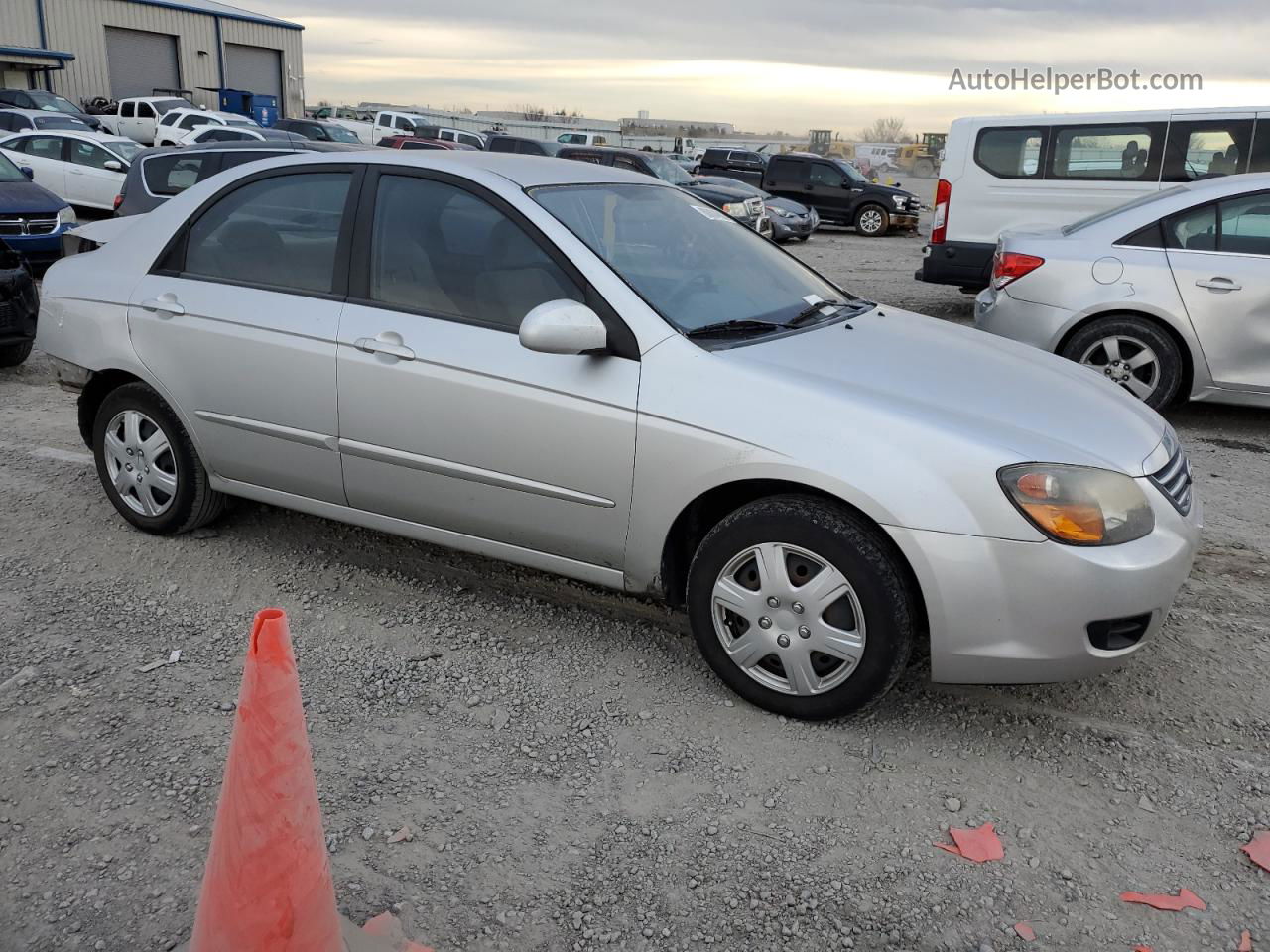 2009 Kia Spectra Ex Silver vin: KNAFE221195626490