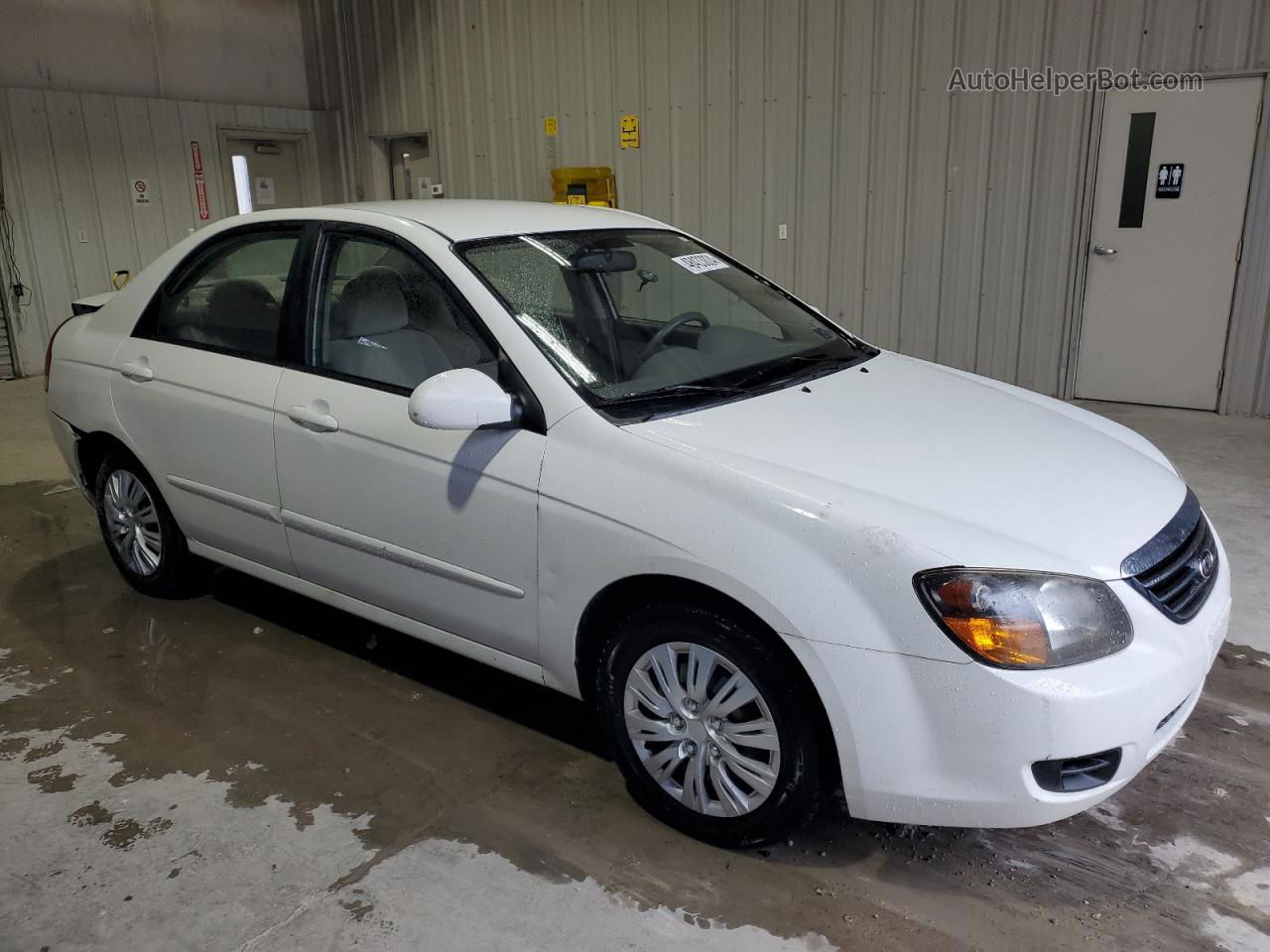 2009 Kia Spectra Ex White vin: KNAFE221195668755