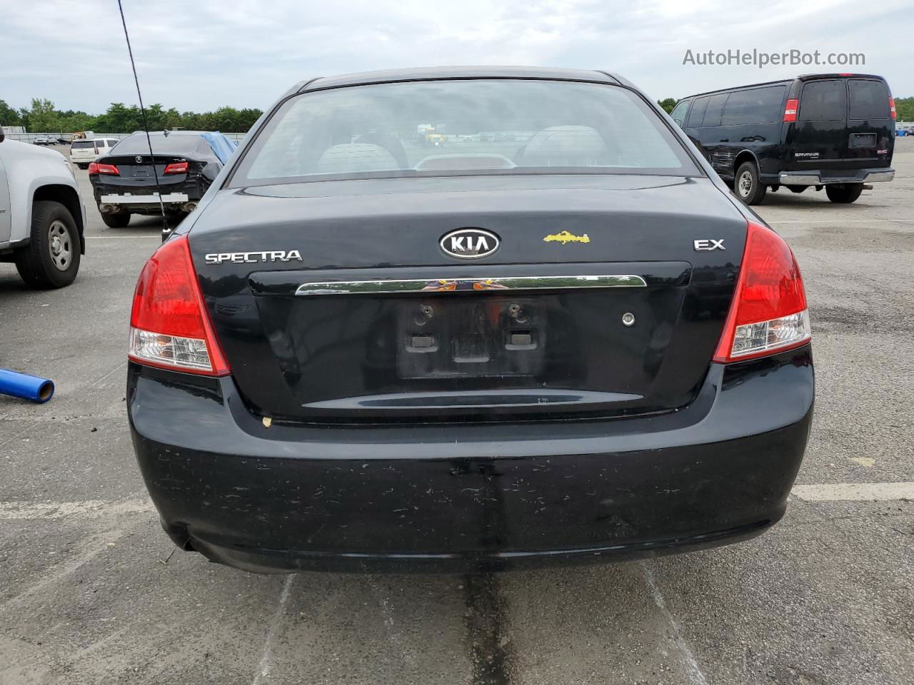 2009 Kia Spectra Ex Black vin: KNAFE221295651222