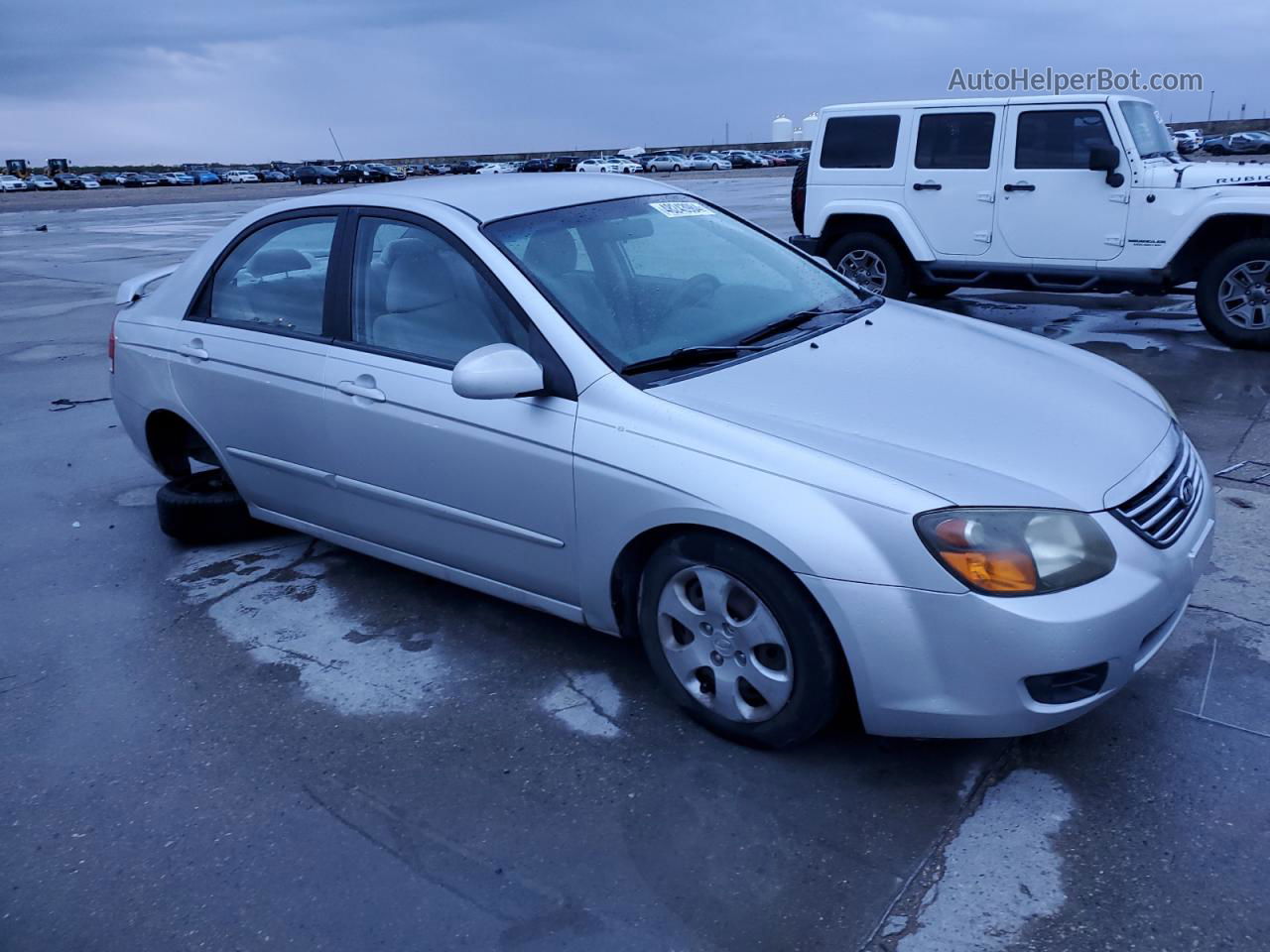 2009 Kia Spectra Ex Silver vin: KNAFE221495605973