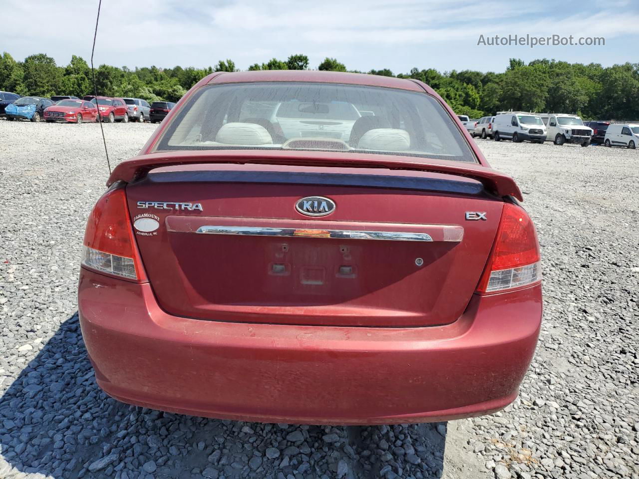 2009 Kia Spectra Ex Red vin: KNAFE221495615628