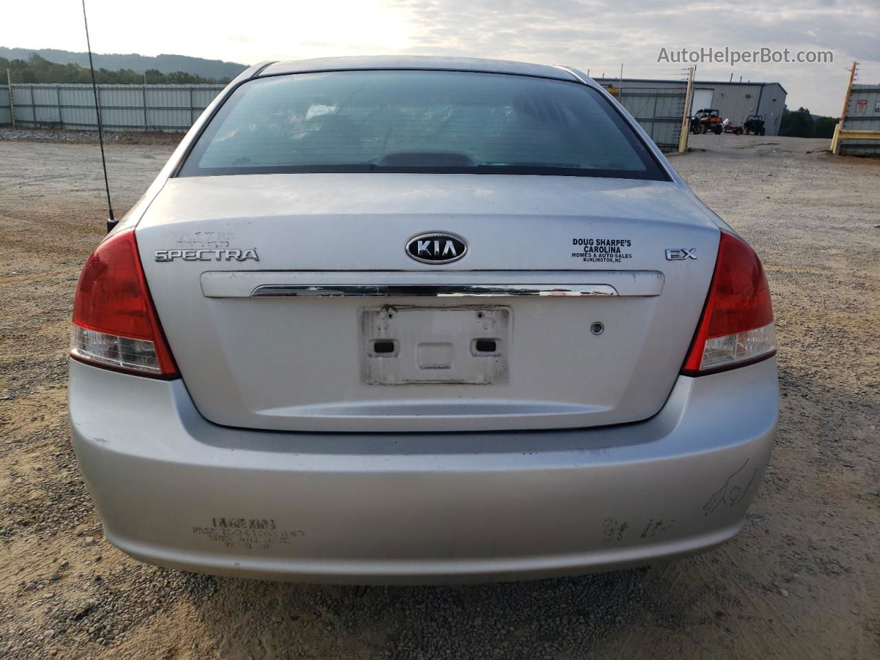 2009 Kia Spectra Ex Silver vin: KNAFE221595628744