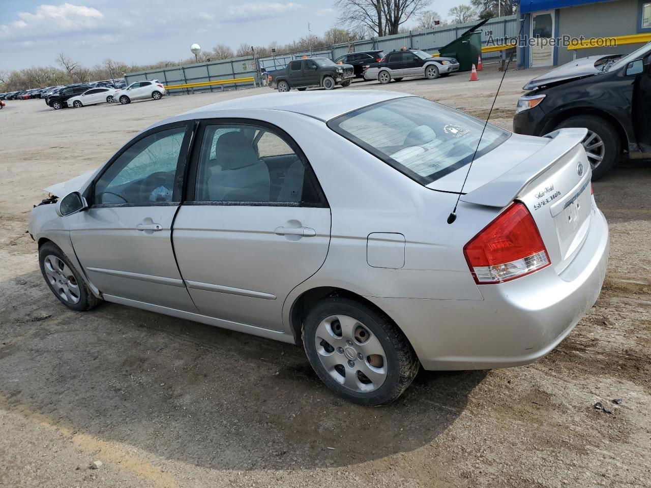 2009 Kia Spectra Ex Silver vin: KNAFE221795643102