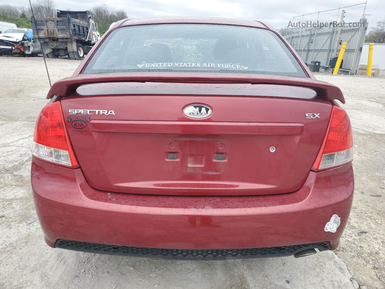 2009 Kia Spectra Ex Red vin: KNAFE221895027070