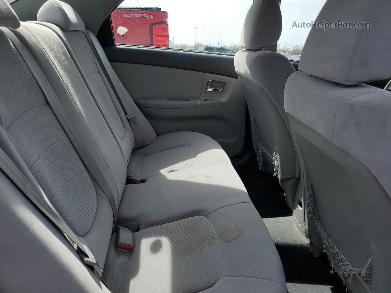 2009 Kia Spectra Ex Серебряный vin: KNAFE221X95657544