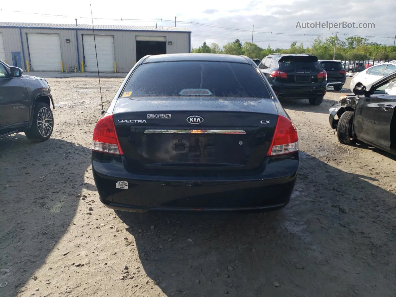 2009 Kia Spectra Ex Black vin: KNAFE222095599713