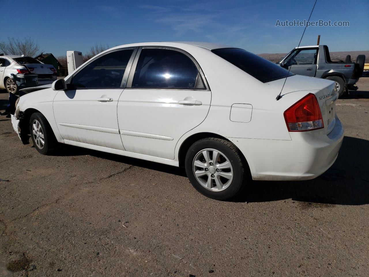 2009 Kia Spectra Ex White vin: KNAFE222095612007