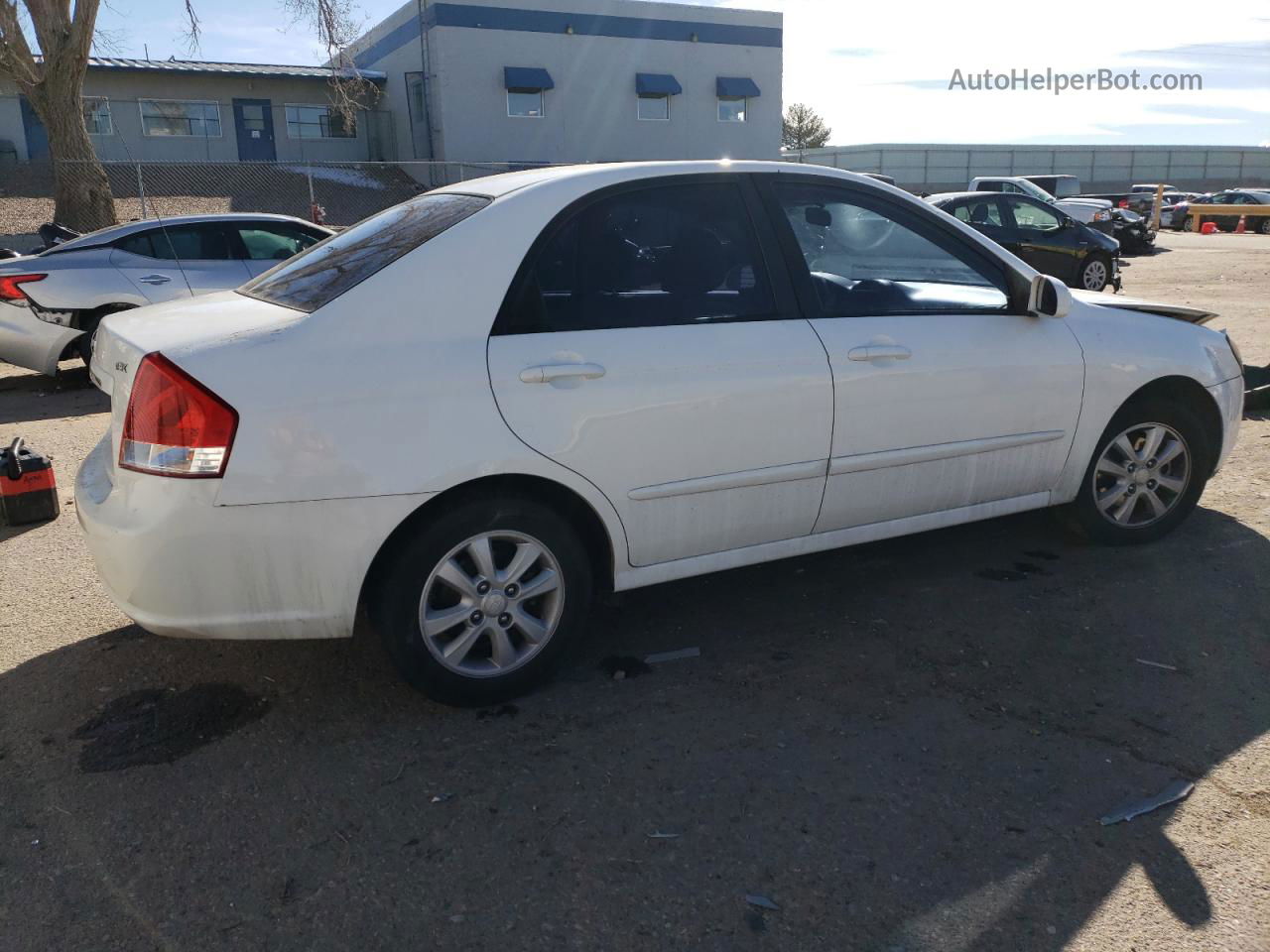 2009 Kia Spectra Ex White vin: KNAFE222095612007