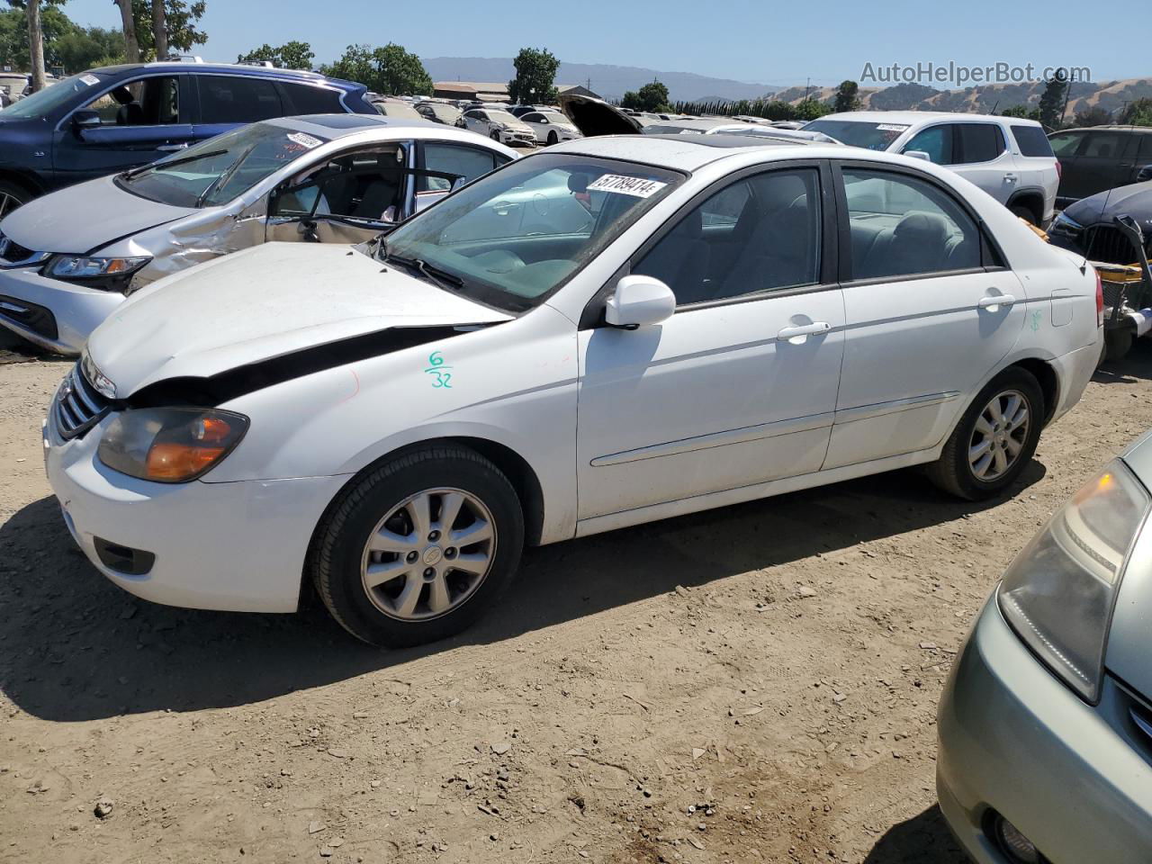 2009 Kia Spectra Ex White vin: KNAFE222095663748