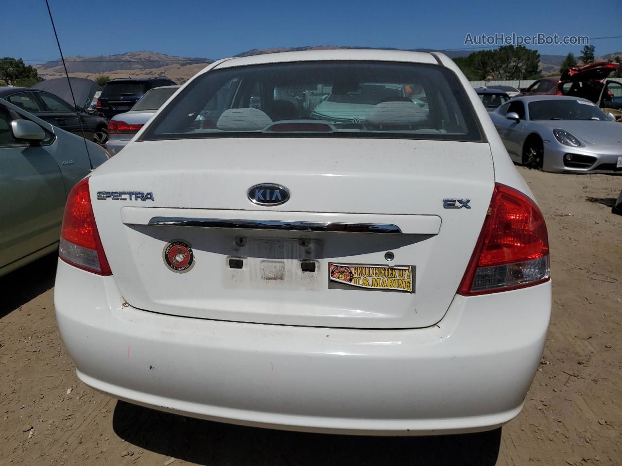 2009 Kia Spectra Ex White vin: KNAFE222095663748