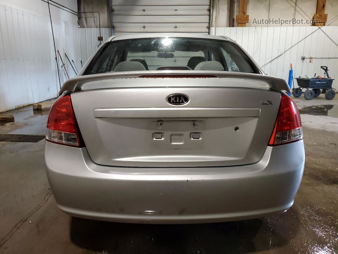 2009 Kia Spectra Ex Silver vin: KNAFE222195615417