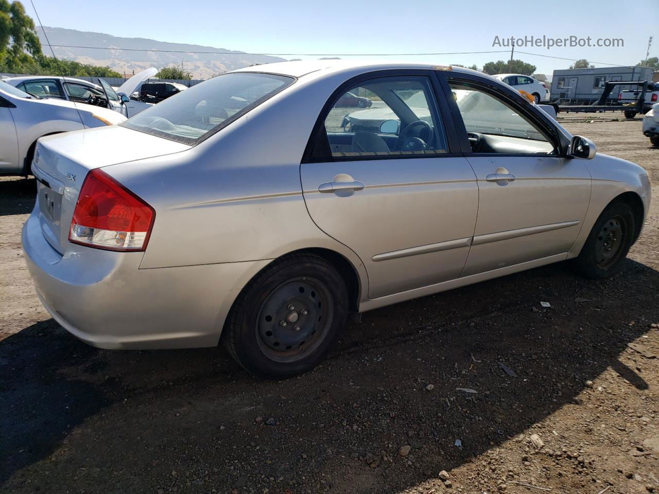 2009 Kia Spectra Ex Серебряный vin: KNAFE222395641937