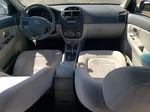 2009 Kia Spectra Ex Silver vin: KNAFE222395641937