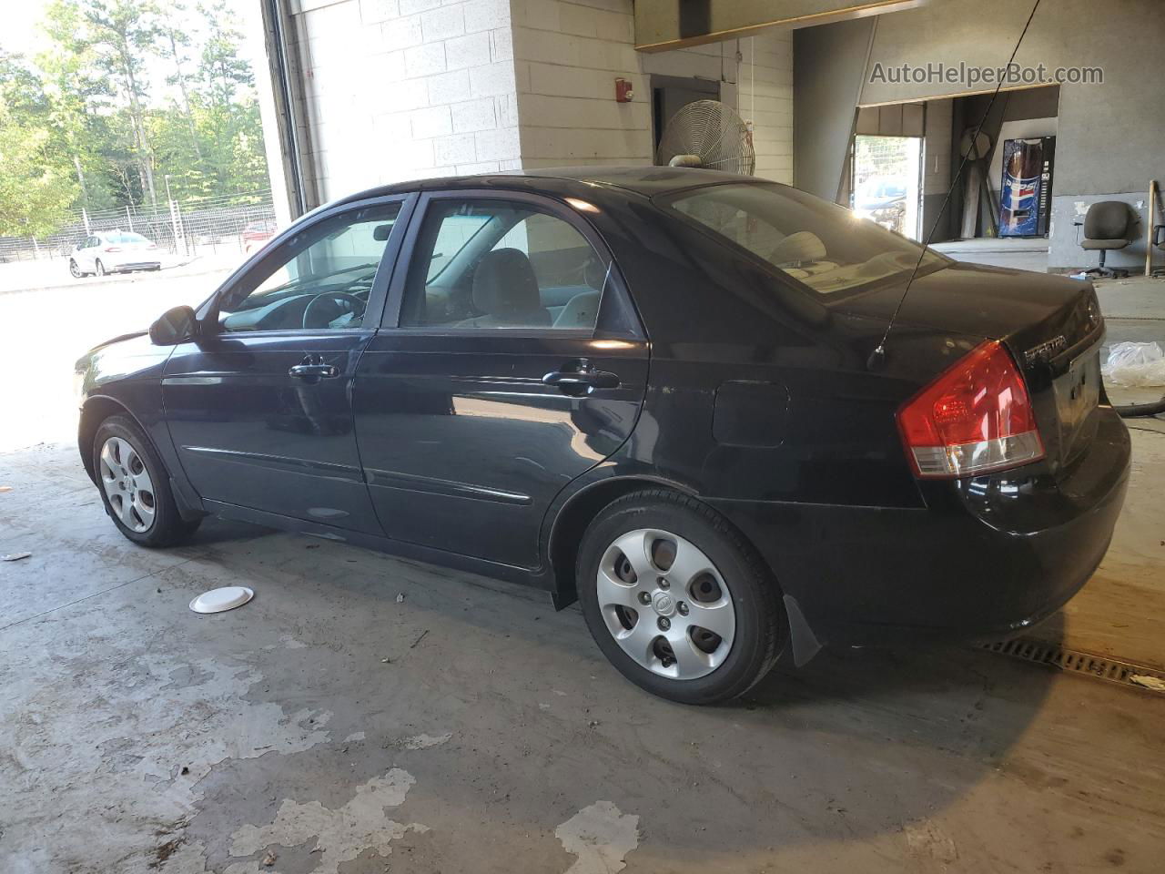 2009 Kia Spectra Ex Black vin: KNAFE222695642337