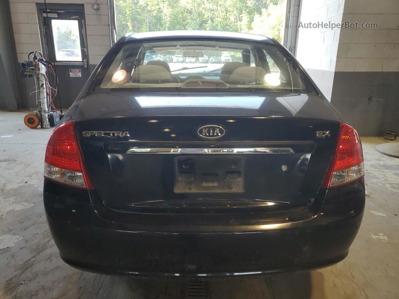 2009 Kia Spectra Ex Black vin: KNAFE222695642337