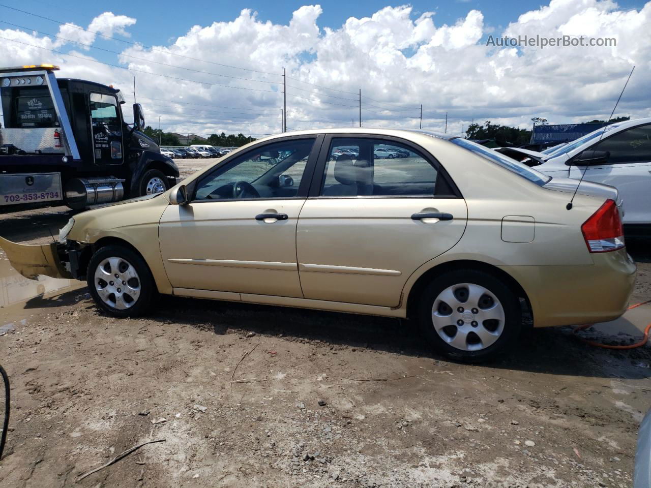 2009 Kia Spectra Ex Gold vin: KNAFE222895652979