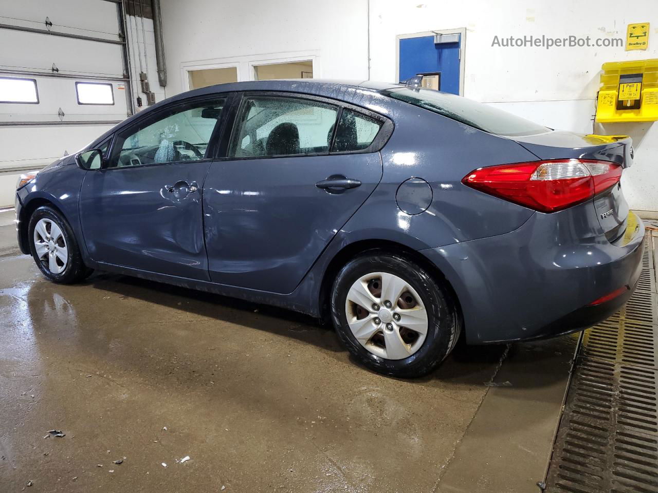 2016 Kia Forte Lx Синий vin: KNAFK4A60G5476371