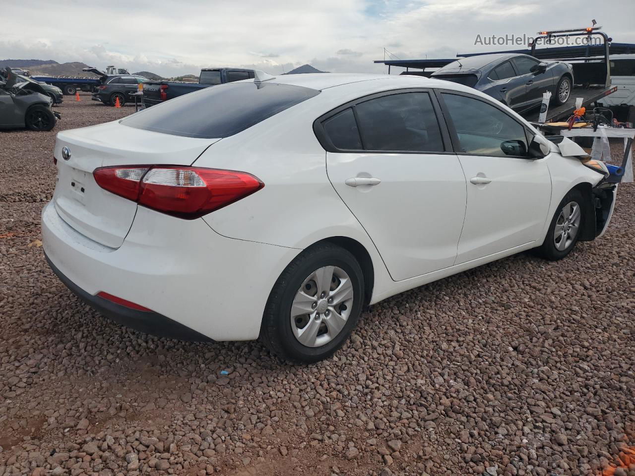 2016 Kia Forte Lx White vin: KNAFK4A60G5495714