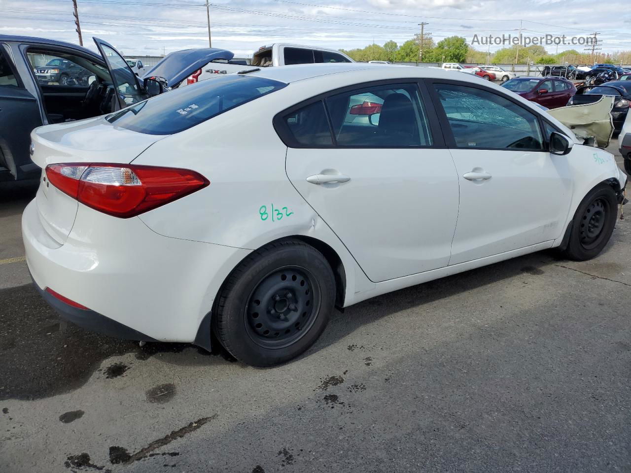 2016 Kia Forte Lx White vin: KNAFK4A60G5598079