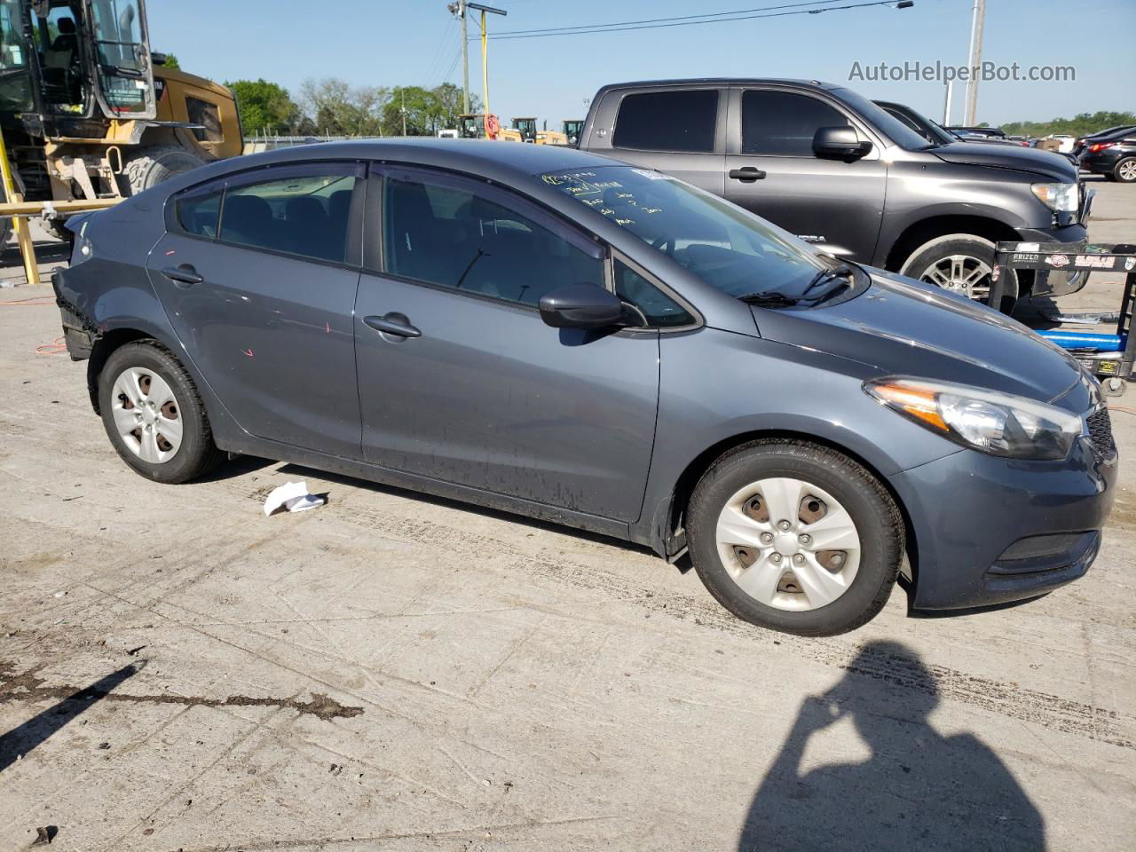 2016 Kia Forte Lx Серый vin: KNAFK4A62G5575094