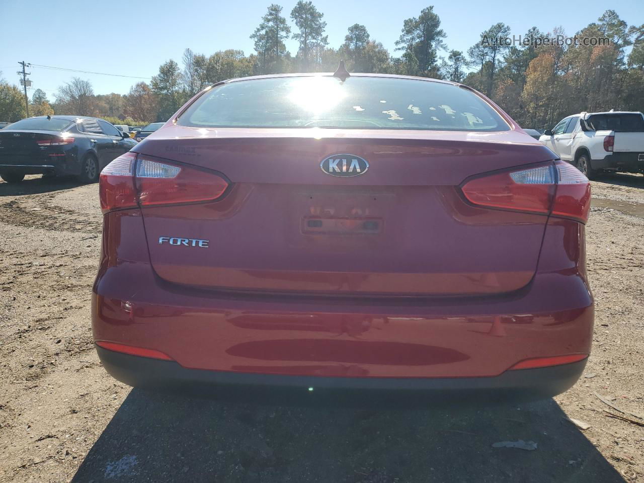 2016 Kia Forte Lx Red vin: KNAFK4A62G5576617