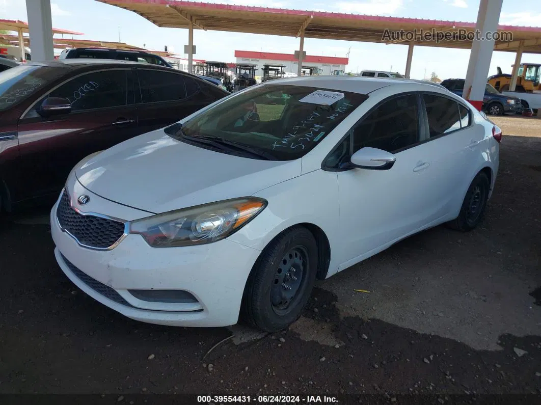 2016 Kia Forte Lx Белый vin: KNAFK4A63G5613660