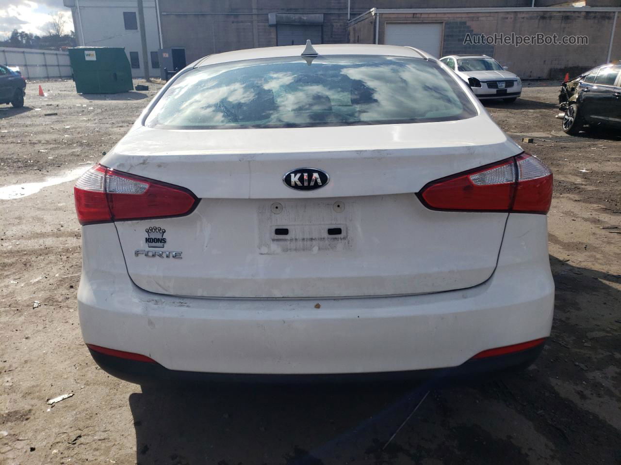 2016 Kia Forte Lx White vin: KNAFK4A64G5618186