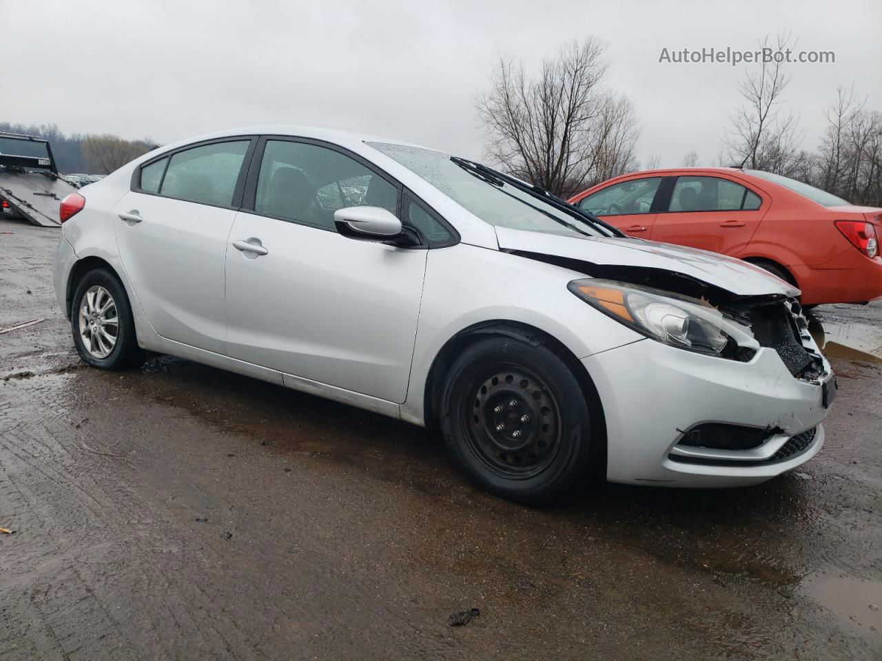 2016 Kia Forte Lx Серебряный vin: KNAFK4A65G5532448