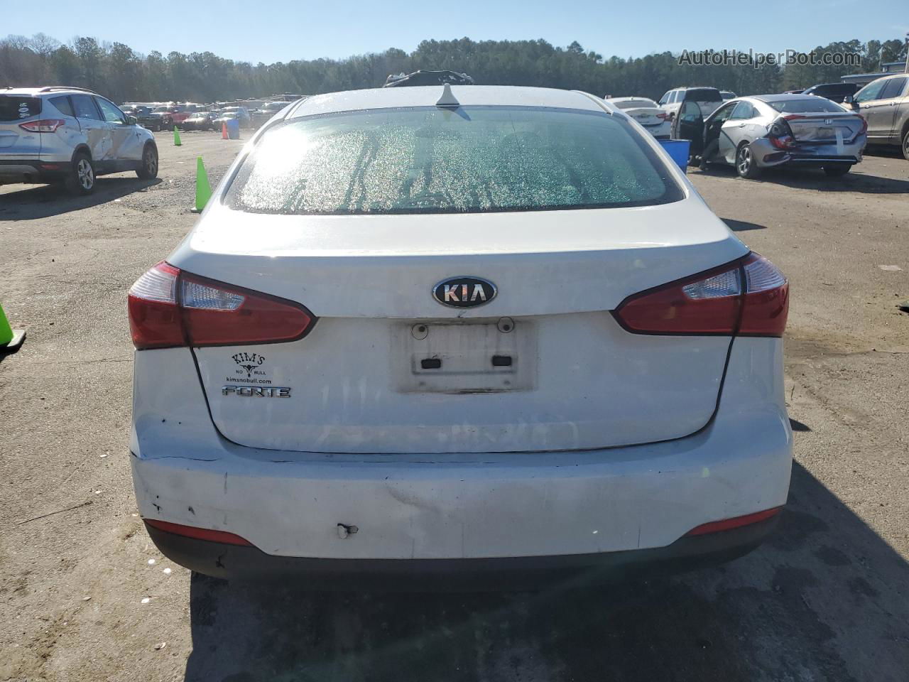 2016 Kia Forte Lx White vin: KNAFK4A65G5594240