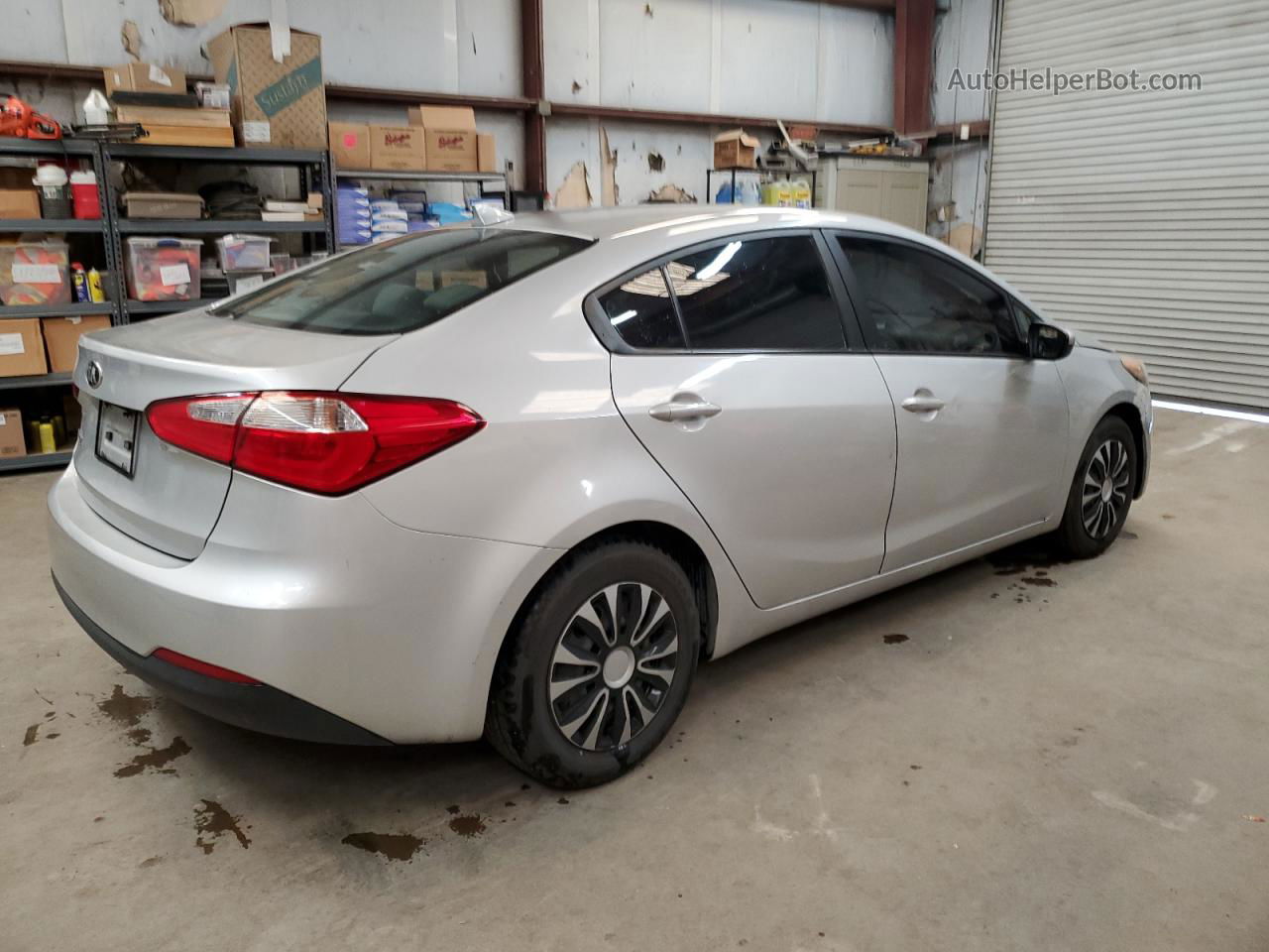 2016 Kia Forte Lx Серебряный vin: KNAFK4A66G5462460