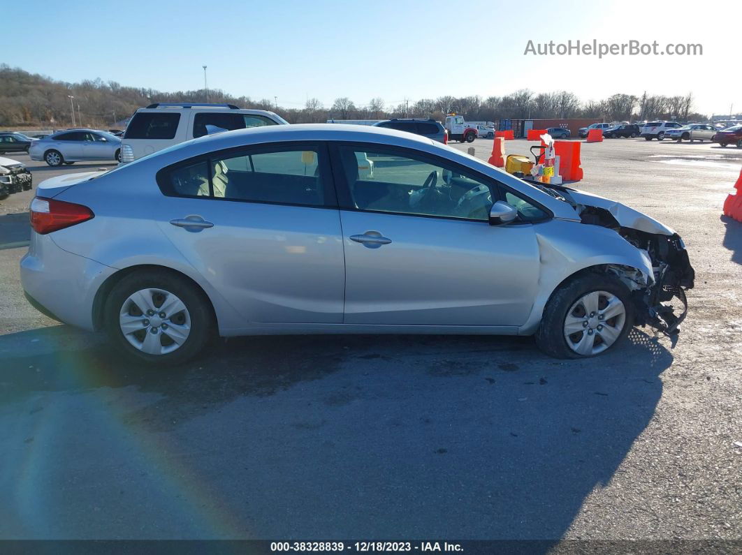 2016 Kia Forte Lx Серебряный vin: KNAFK4A66G5499962