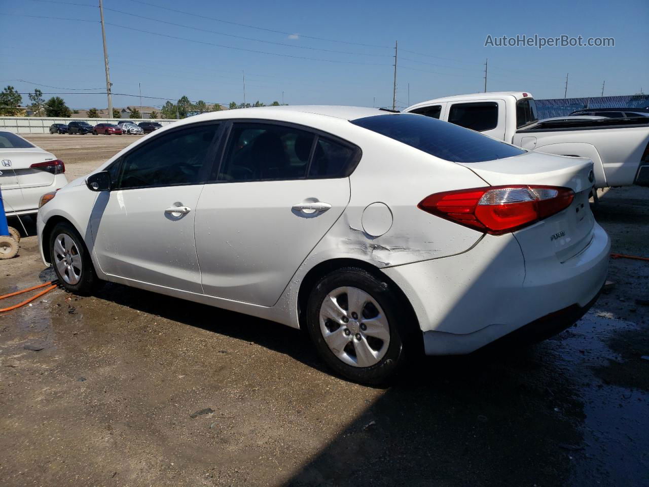 2016 Kia Forte Lx White vin: KNAFK4A67G5592070