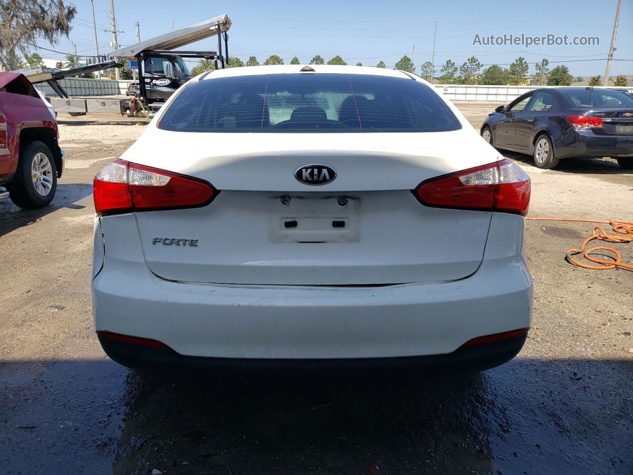 2016 Kia Forte Lx White vin: KNAFK4A67G5592070