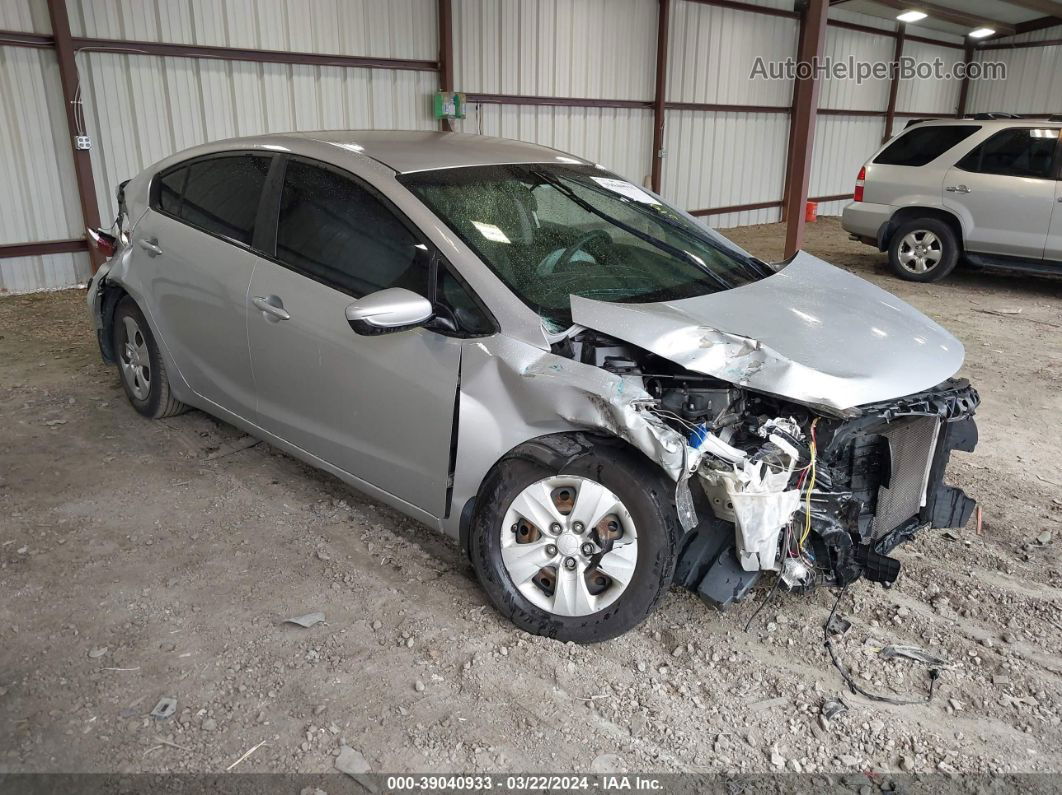 2016 Kia Forte Lx Серебряный vin: KNAFK4A68G5605103