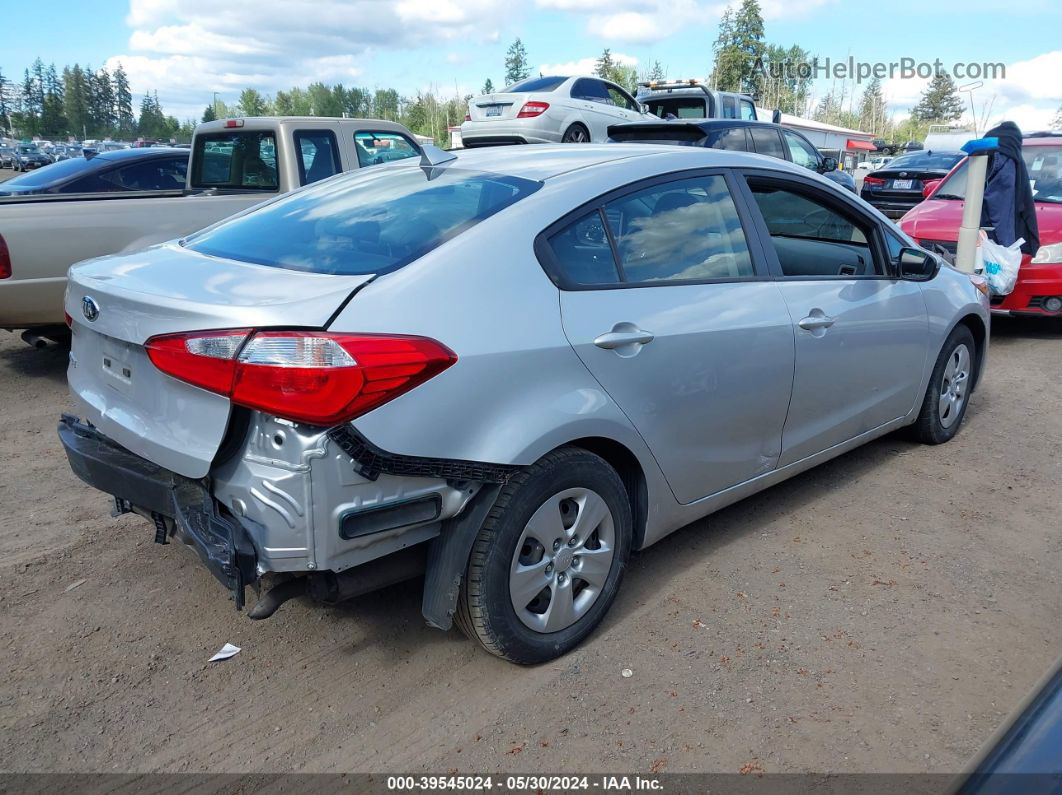 2016 Kia Forte Lx Серебряный vin: KNAFK4A69G5549382